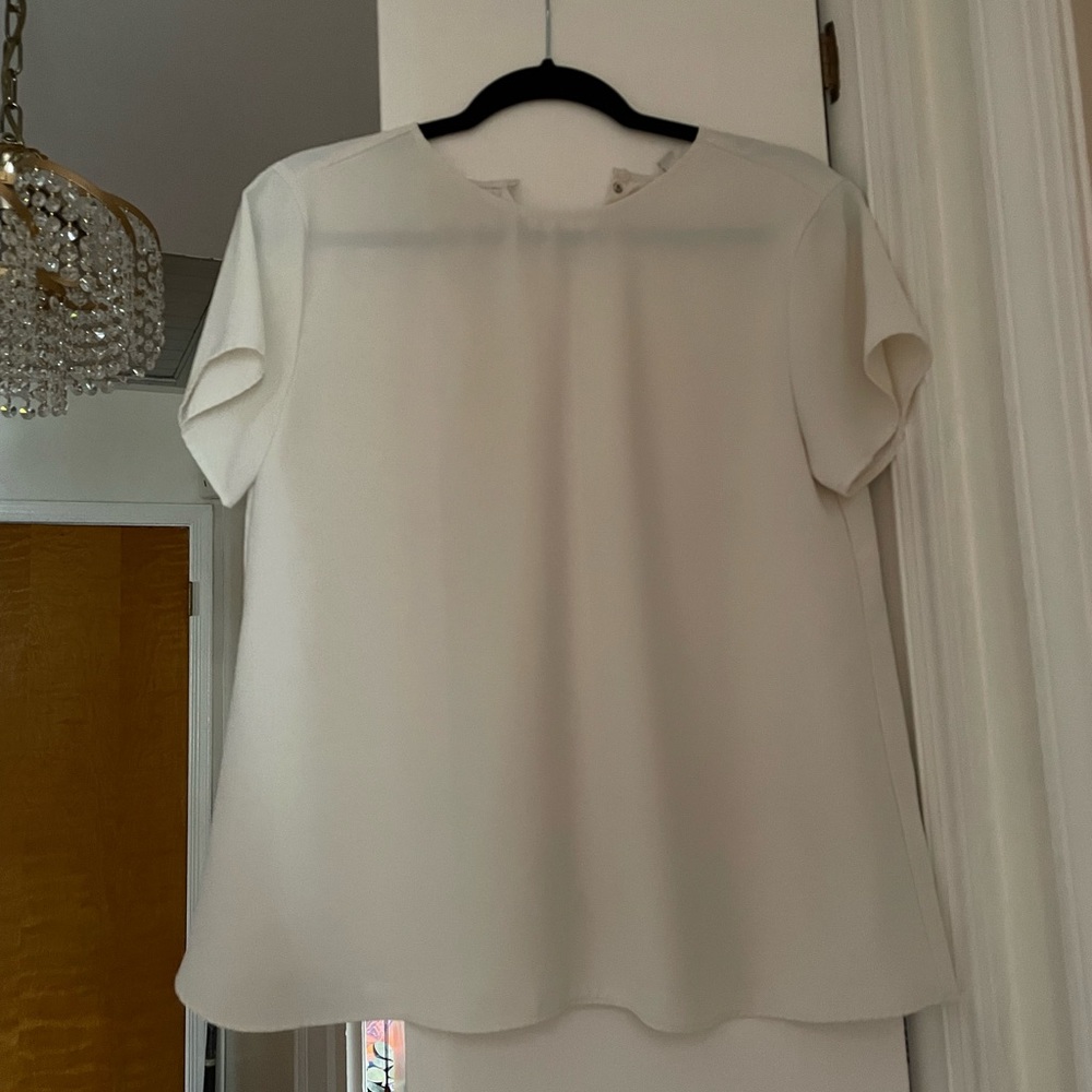 Uniqlo Cream White Single Pleated Back Swing Top
